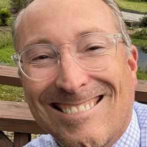 Scott C Hinton