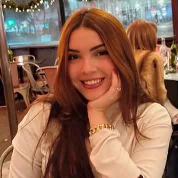 Ana Carolina Squires
