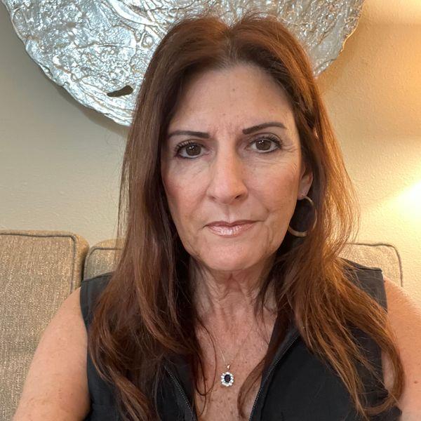 LYNN WALLACE
