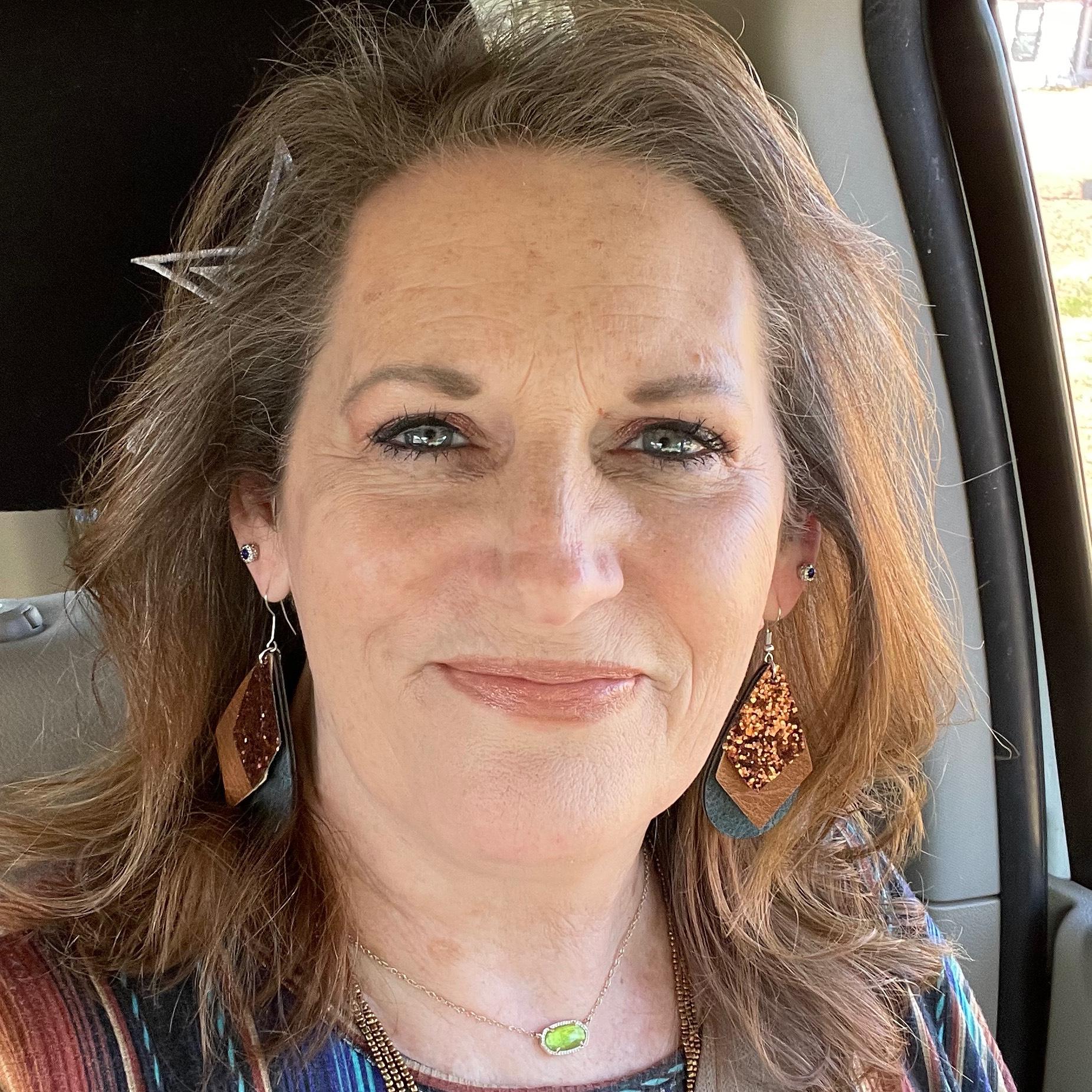 Deanna Lee