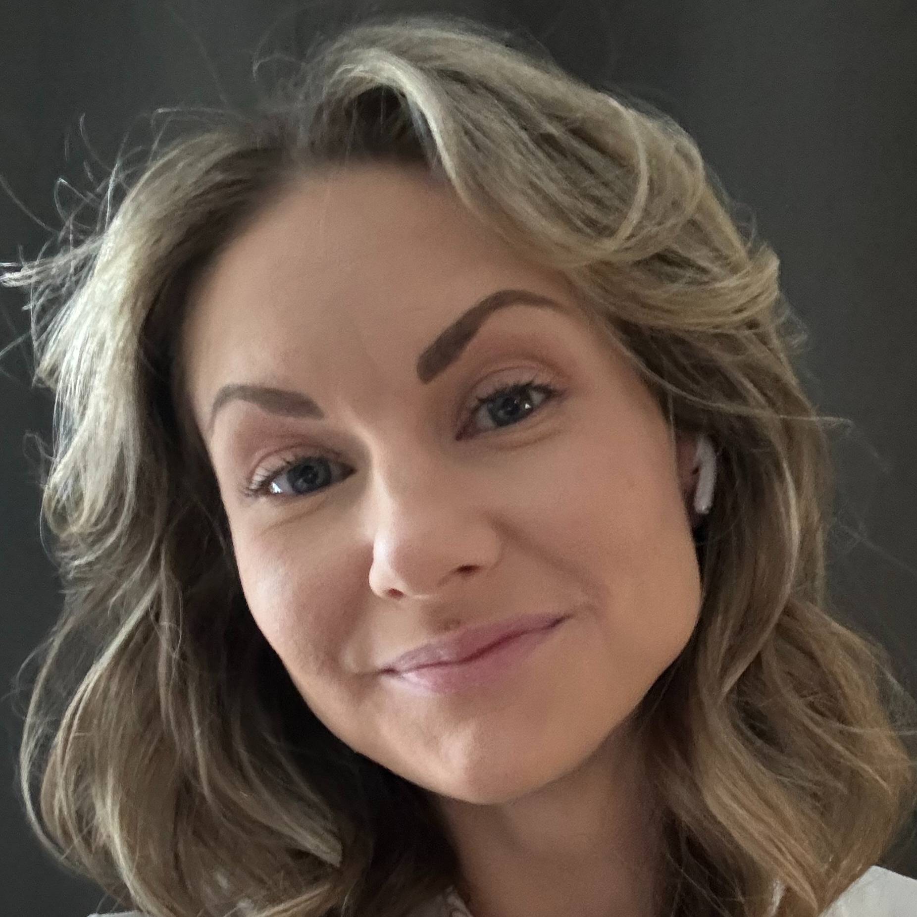 Amanda Wolf