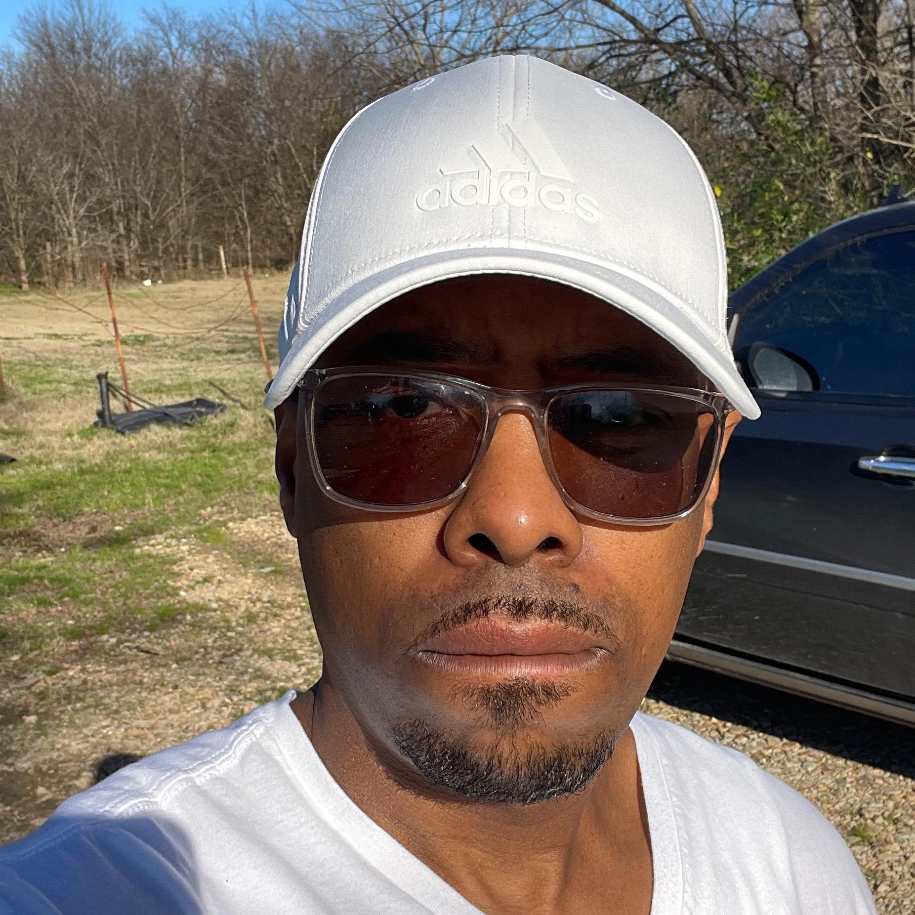 Deon Thomas