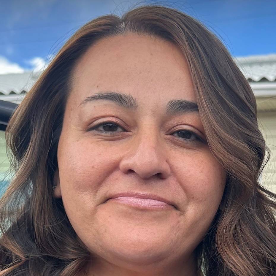 Linda Herrera Flores