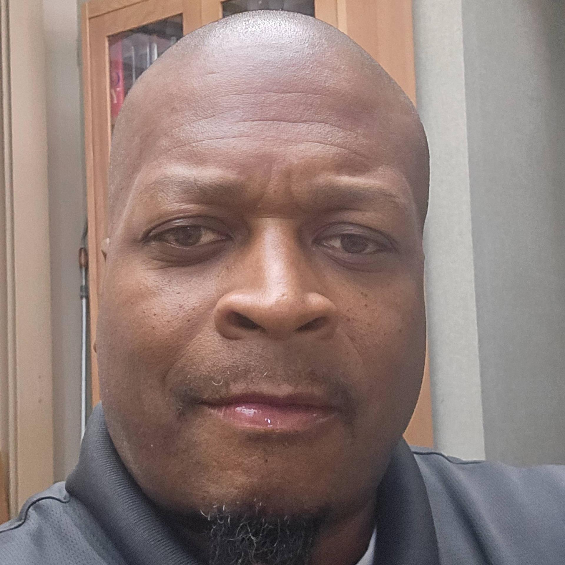 GERALD 'LEON' SMITH JR.