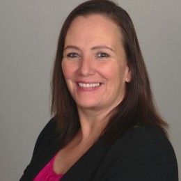 Holly Kerr