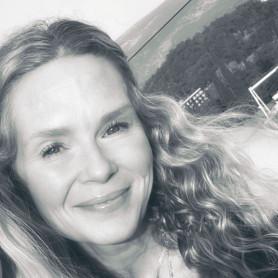 Stefanie Hansen Dicker