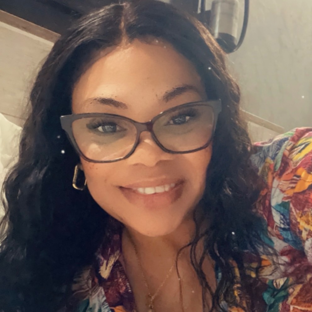 Shirley Thomas