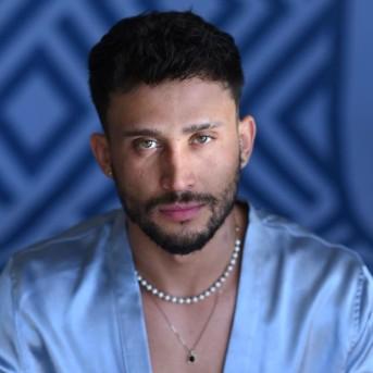 JULIAN MARIN