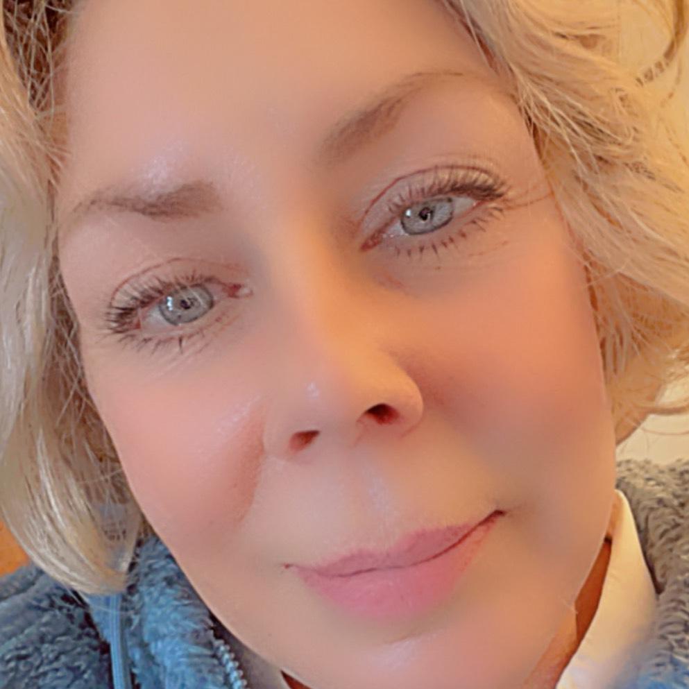 Nannette Levesque French