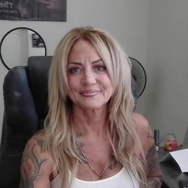 Debbie Davis