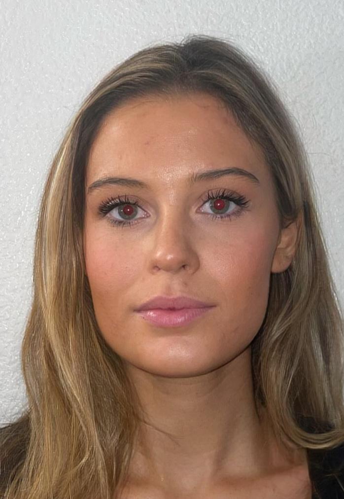 CHLOE RICHARDS