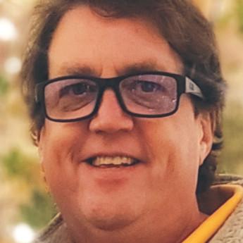Steven Elliott