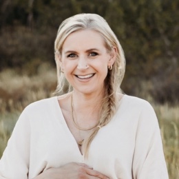STEPHANIE DUPUIS