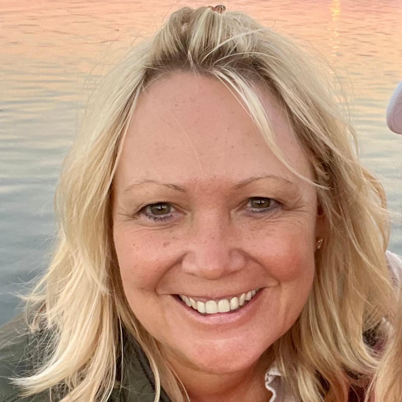 KRISTIN LINDEFJELD GREELEY