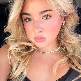 Harlow Medina