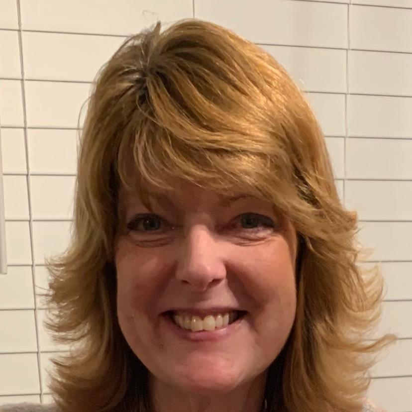 Cindy DeLong