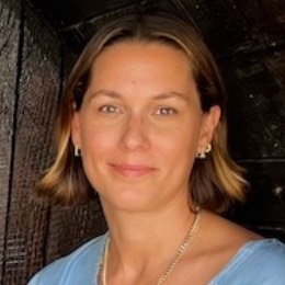 ILARIA PESCHINI