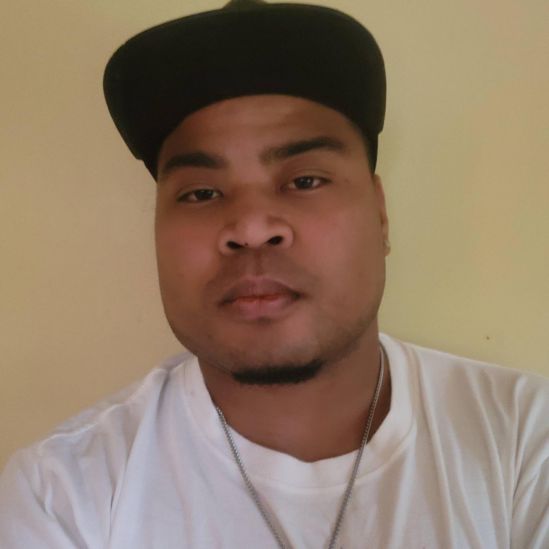 Uriel Usiel
