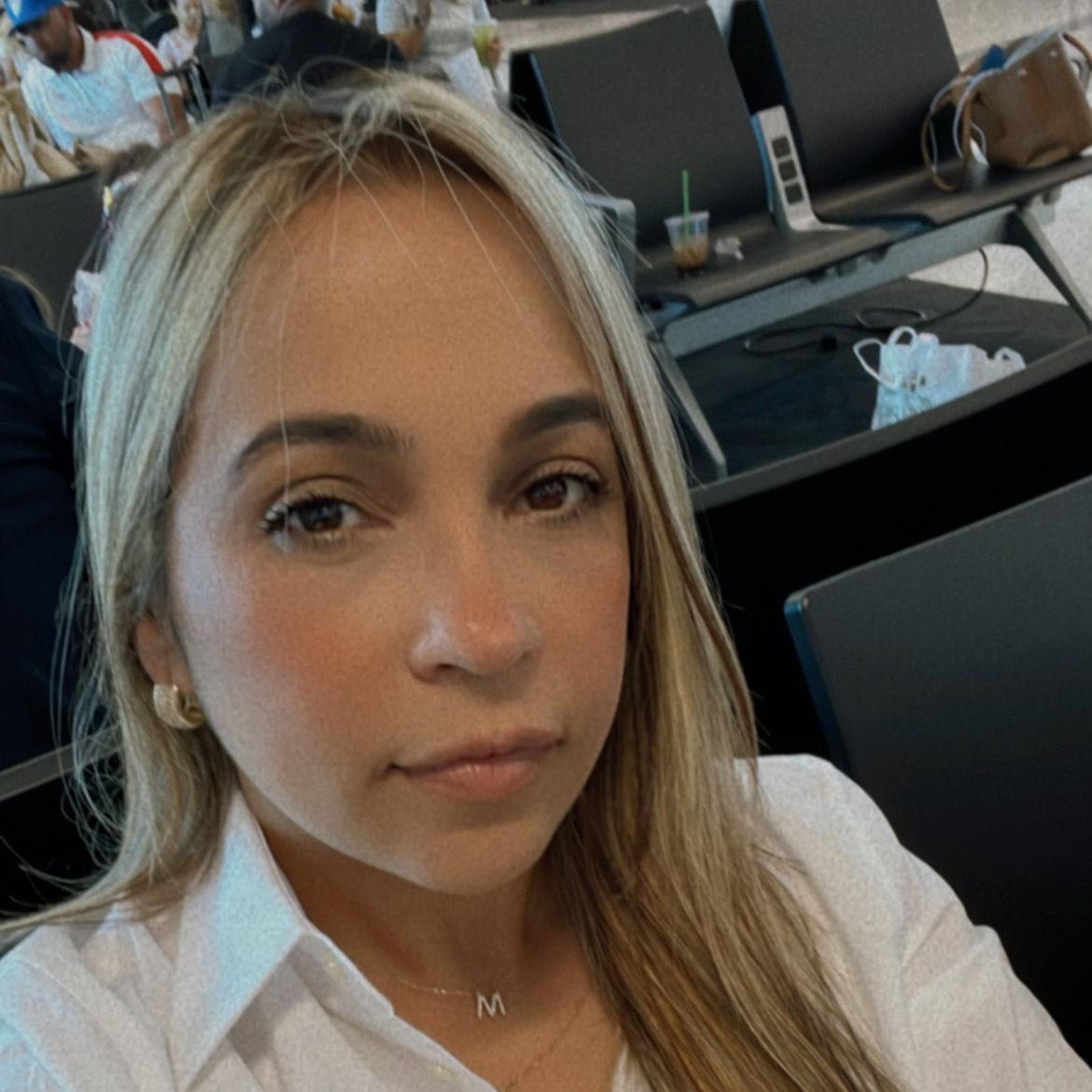 Elsa Veloz