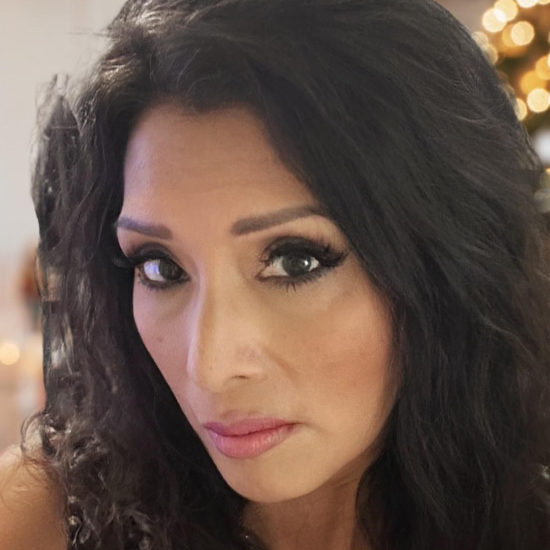 ELIZABETH DIAZ