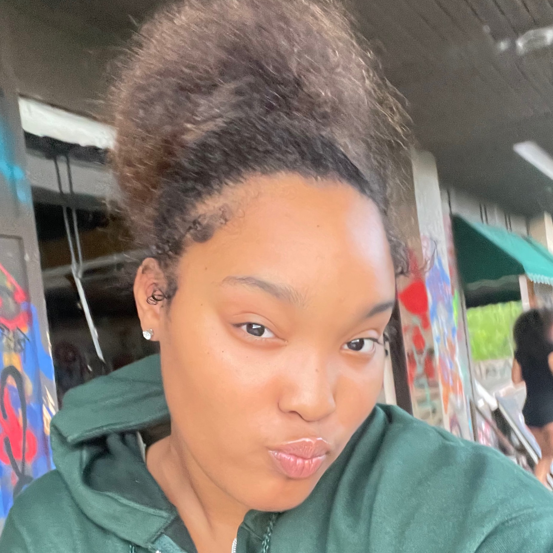 Deyoncee Page