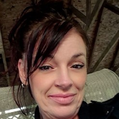 Melanie Bertram
