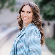 Nicole Harter