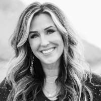 Leslie Tucker