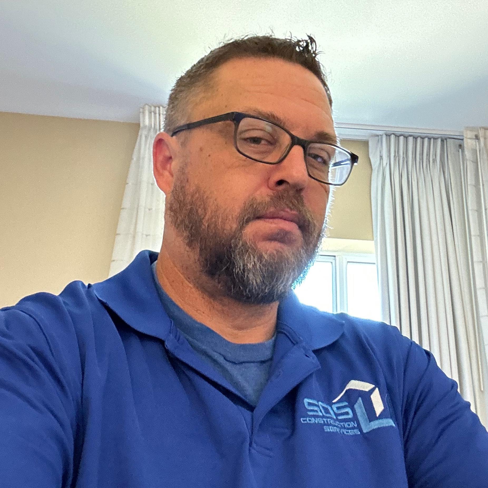 Clayton Crews