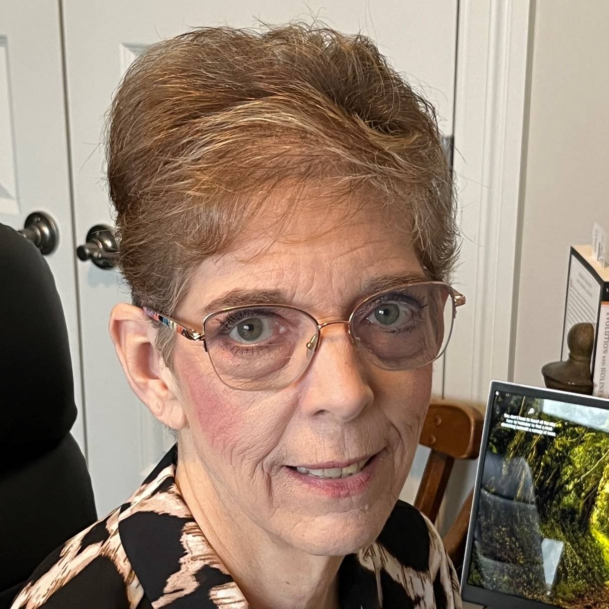 Kristin E Morrow
