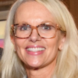 MICHELE (LAATSCH)SMITH
