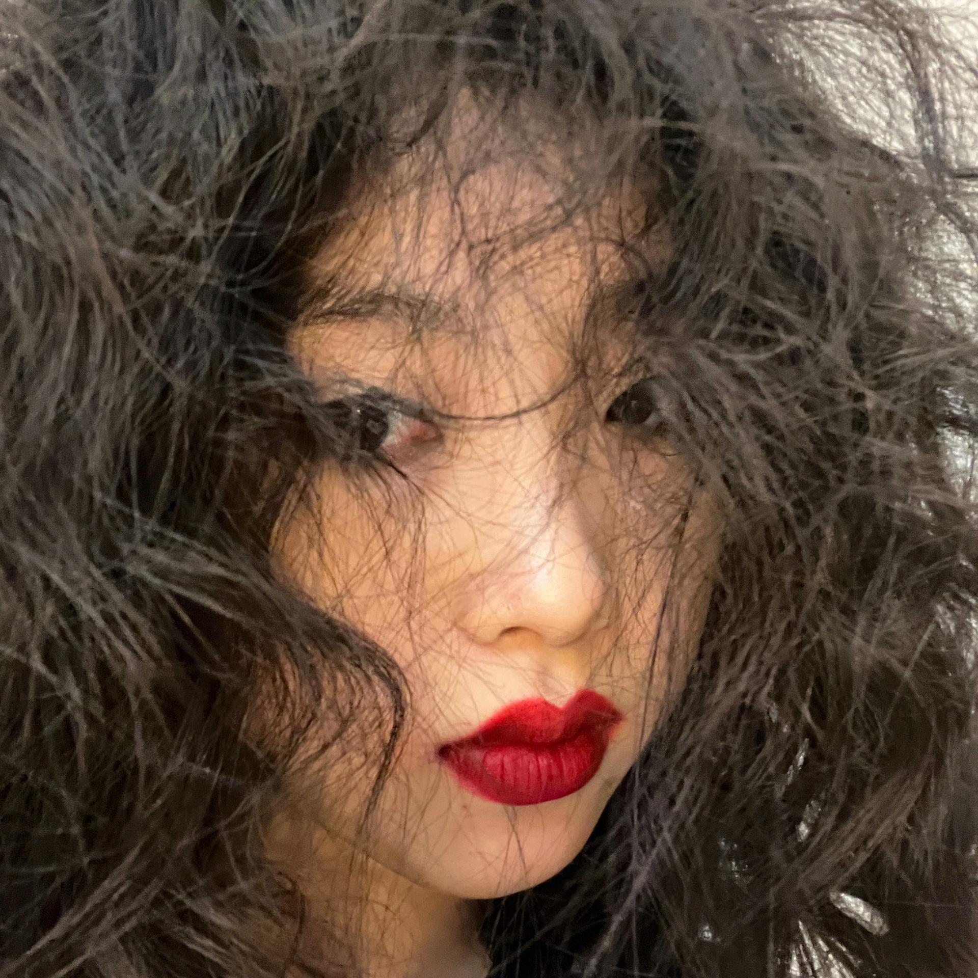 Yiwei Wang