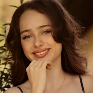 Charlotte Jo