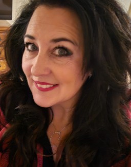 Lynne Roux