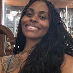 Jada Moment