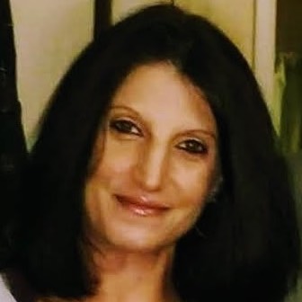 Lora Kelsey