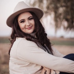 CHIVAUGHAN MEGAN POLLOCK