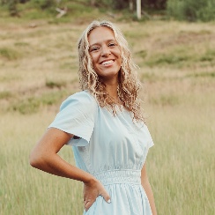 Anna Hall