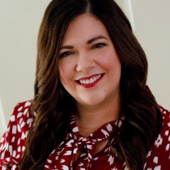 LEANNE N. DEN HERDER