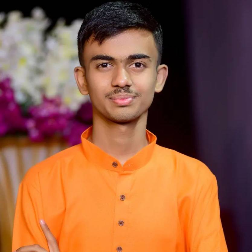 DRON NIKAM
