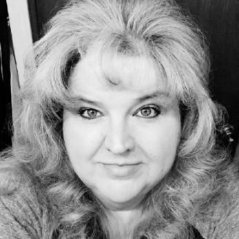 Cynthia Lauth