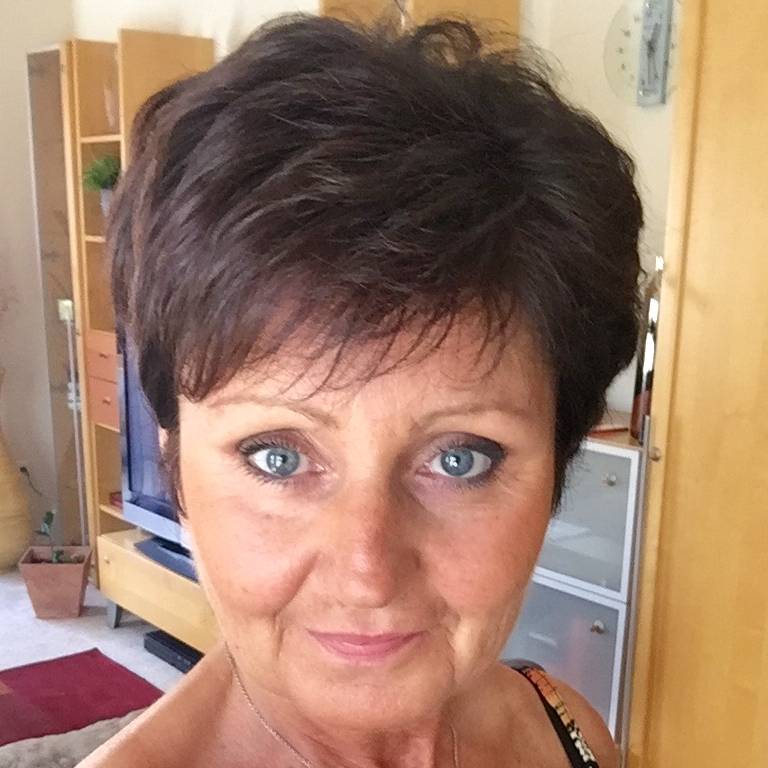 Iva Adamus