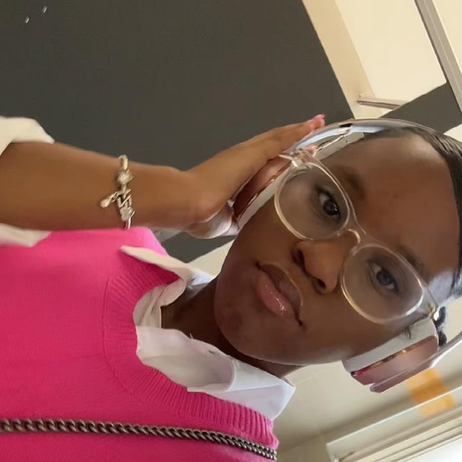Z’kayla Hollins