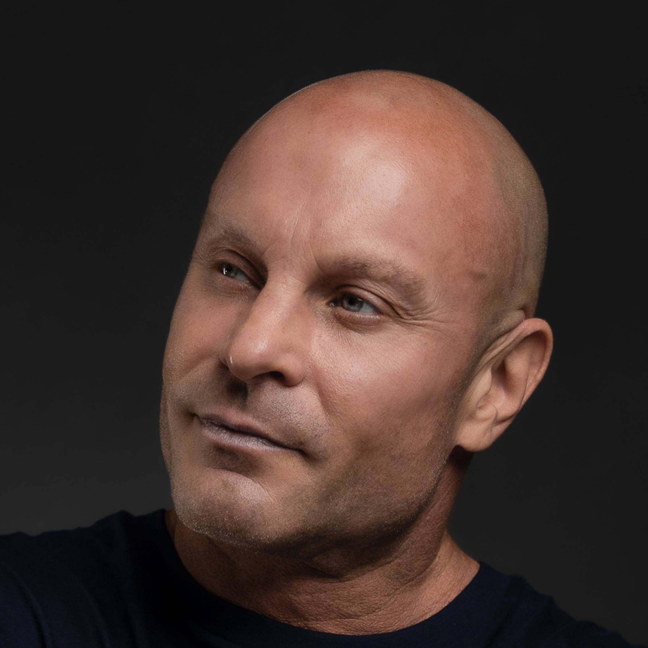 ADAM BENNETT