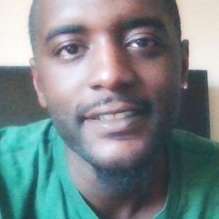 Larry Thomas