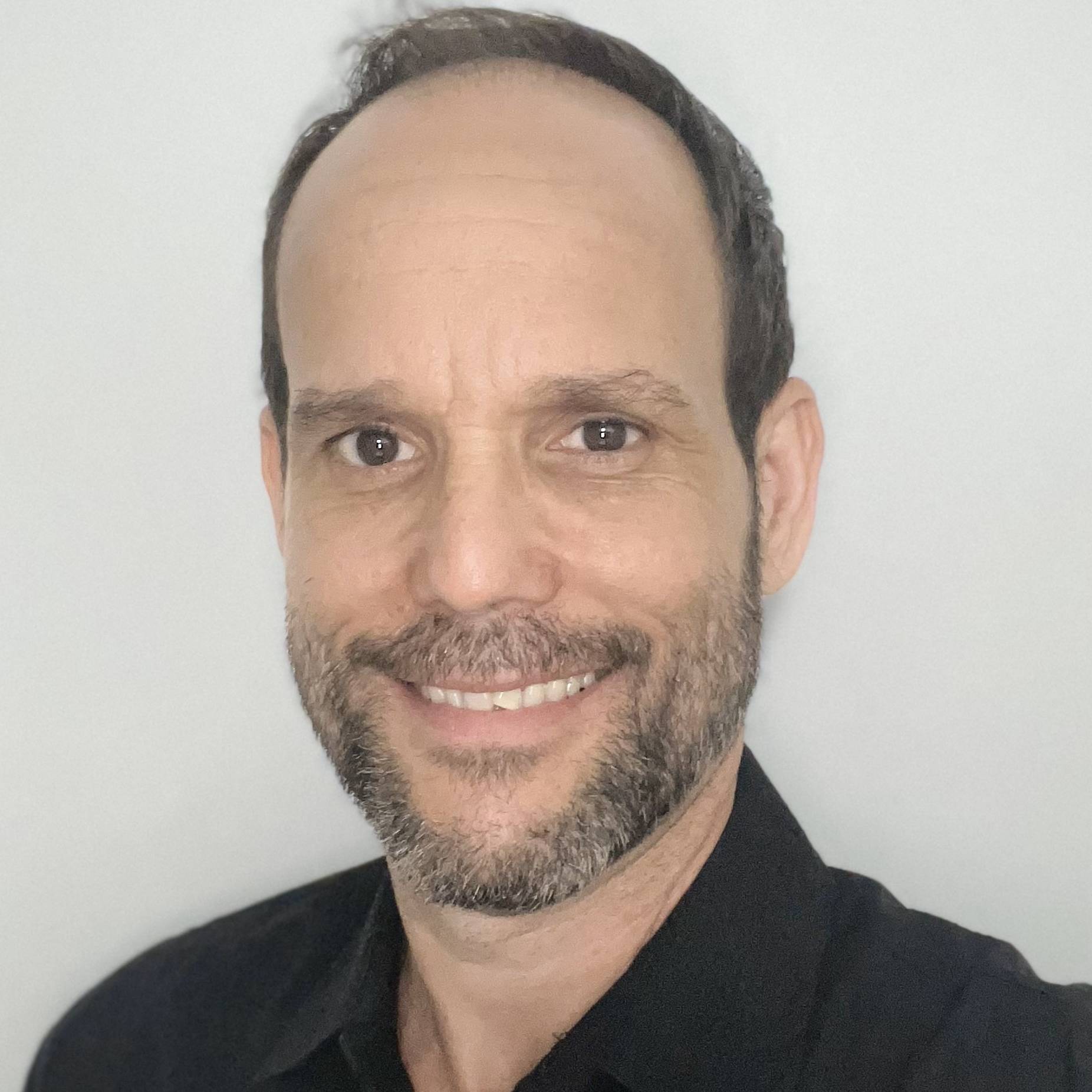 JOSÉ A. VARONA
