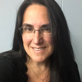 Lisa Douglas-Aubé