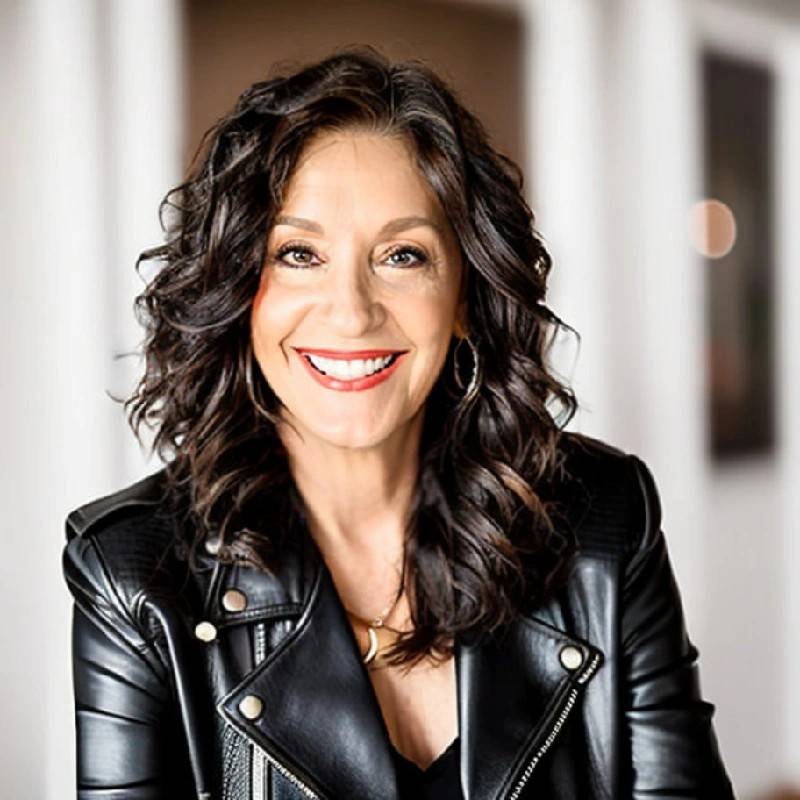GINA LONGO