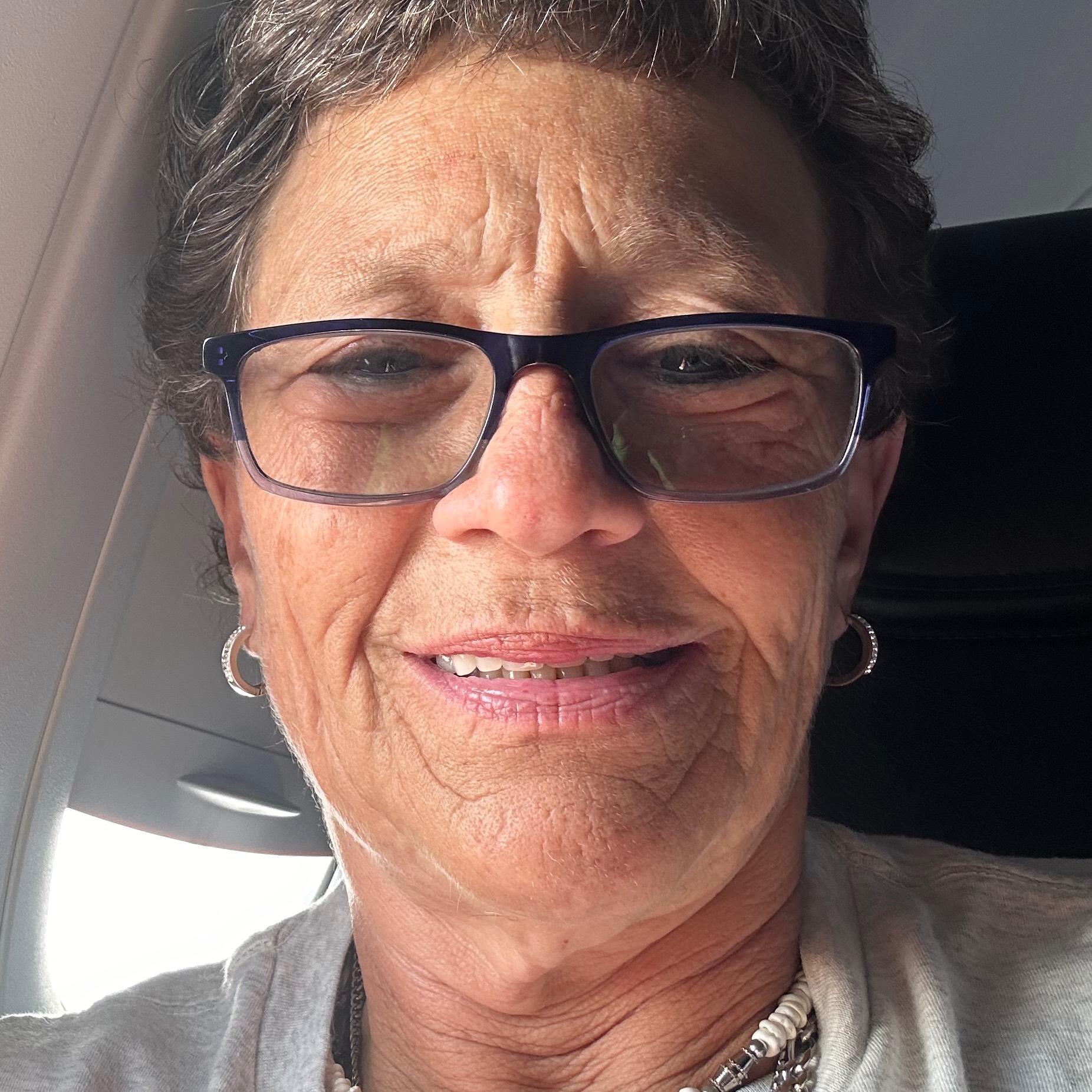 Elaine Schwartzcole