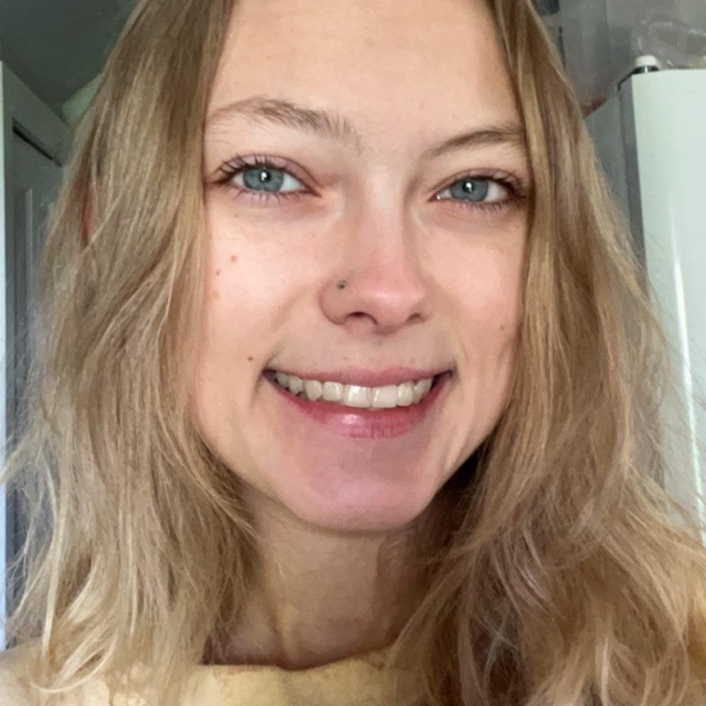 Christine Holmes